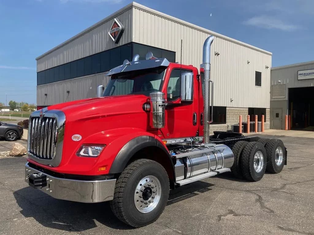 2026 International HX Series - Day Cab