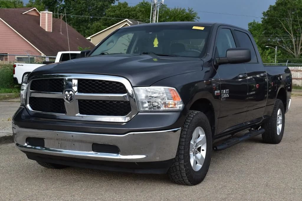 2021 Ram 1500 Classic SLT - Pickup