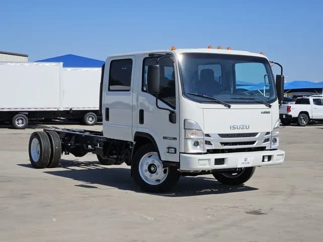 2027 Isuzu NPR-HD Crew Cab - Chassis