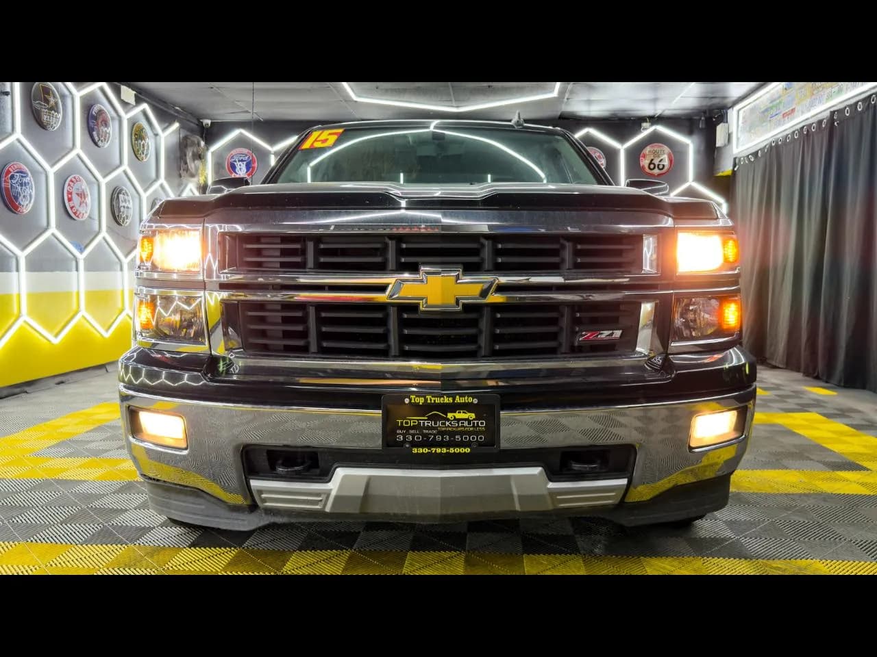 2015 Chevrolet Silverado 1500 LT CREW-CAB - Pickup