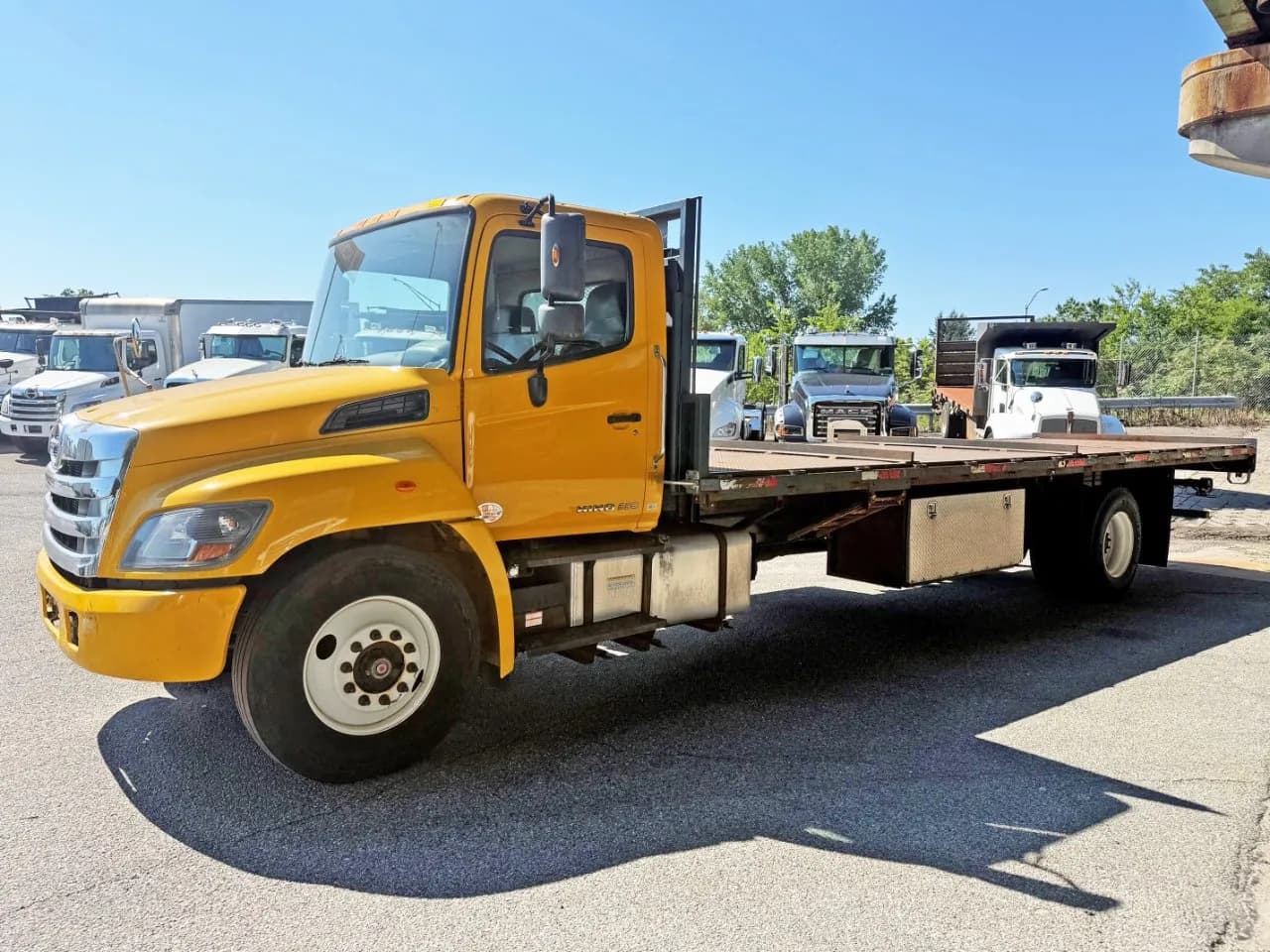 2020 Hino 338
