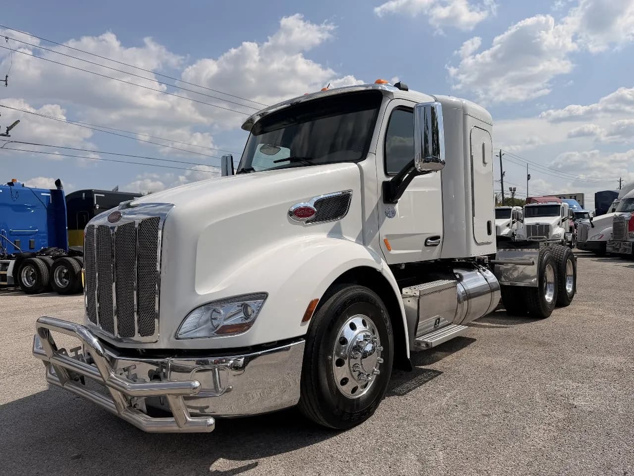 2019 Peterbilt 579 - Sleeper