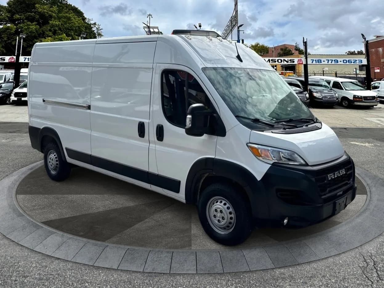 2025 Ram ProMaster - Vans