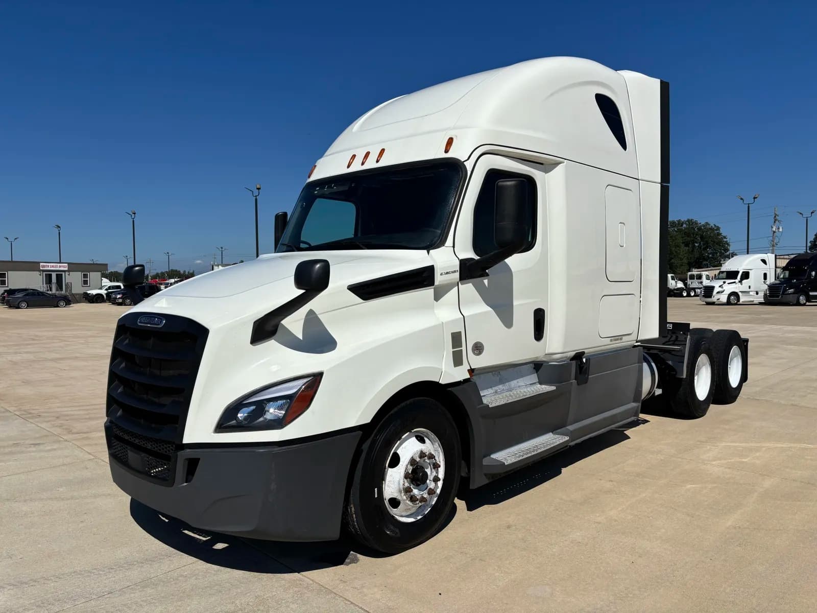 2020 Freightliner Cascadia
