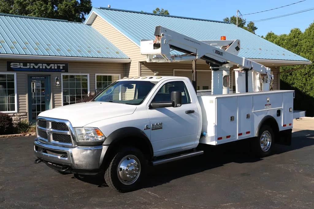 2016 Ram 5500 - Bucket