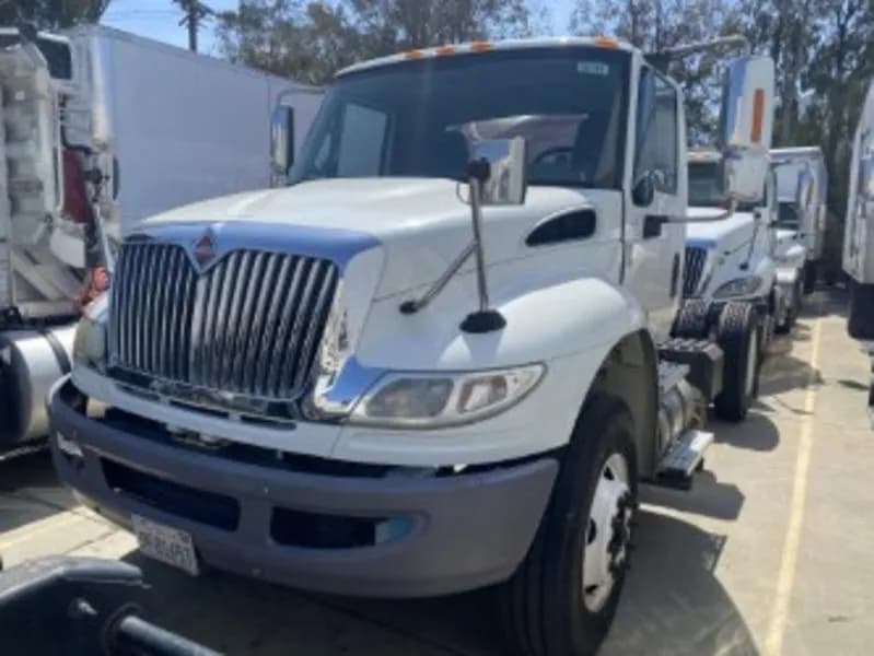 2018 International 4400 SBA