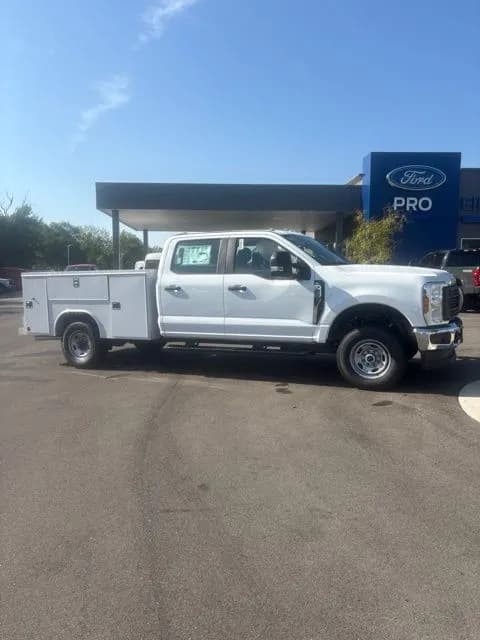 2026 Ford F-250 Crew Cab - Chassis