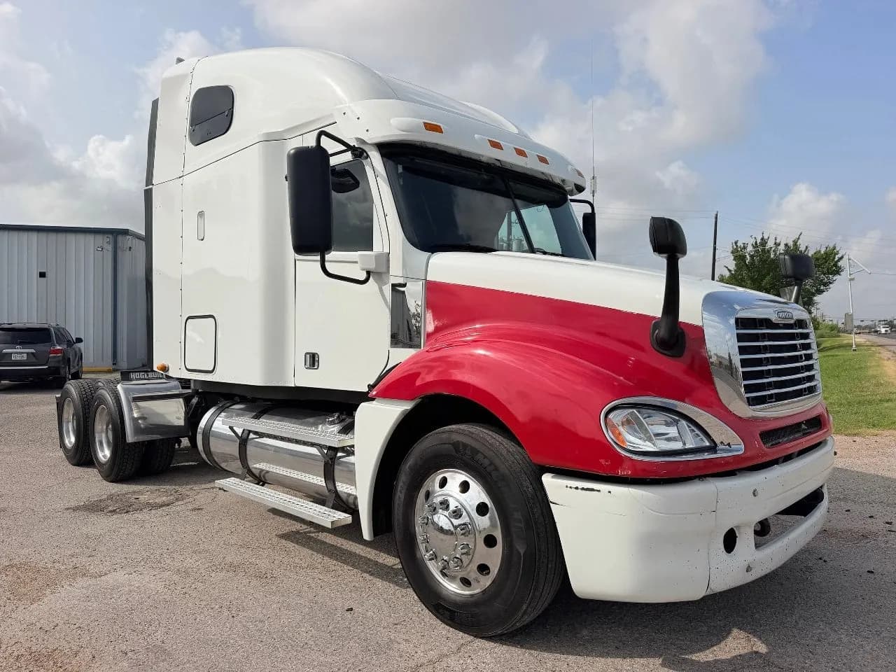 2016 Freightliner Colombia Tandem Axle - Glider Kit Trucks