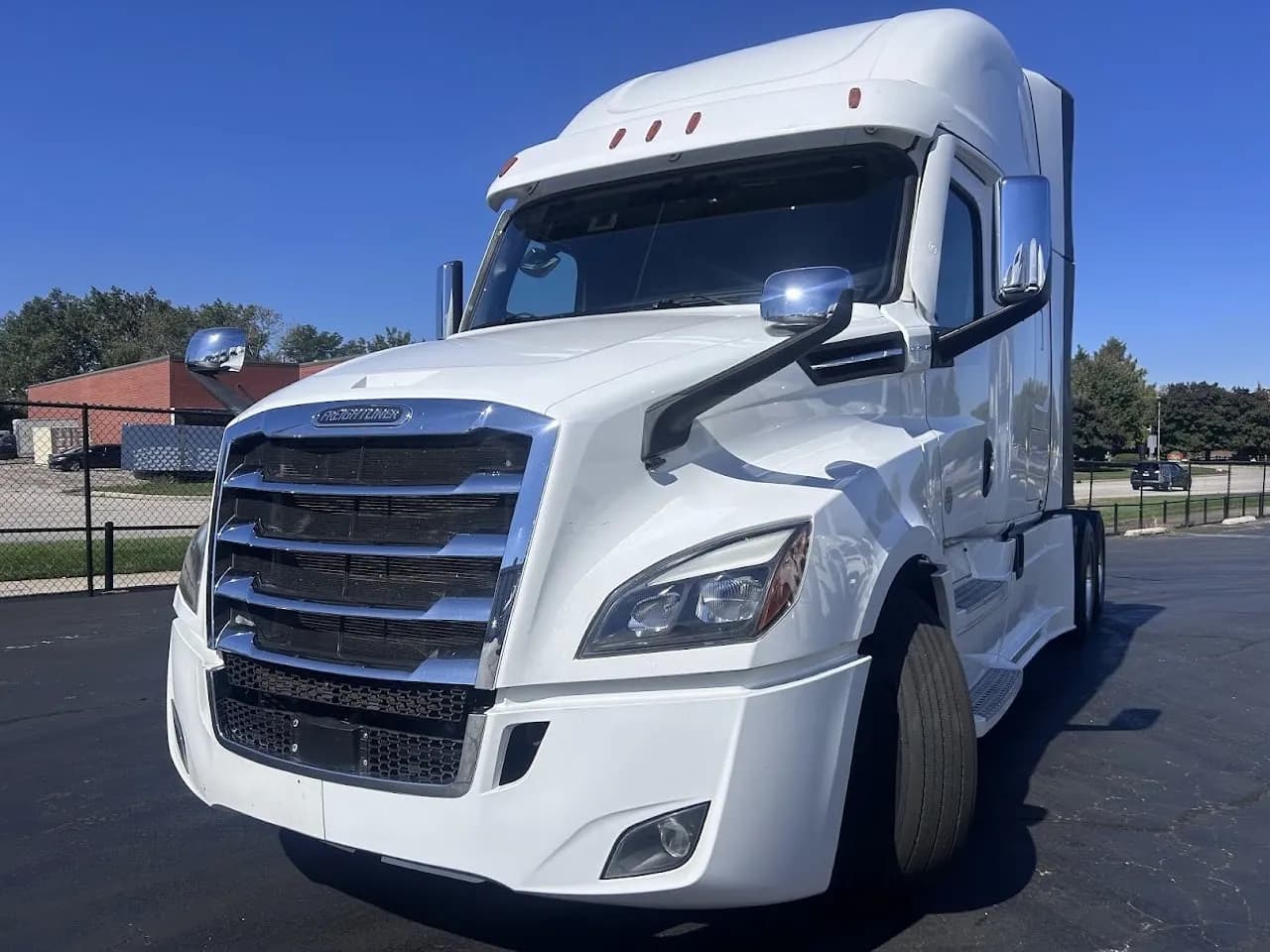 2022 Freightliner Cascadia - Sleeper