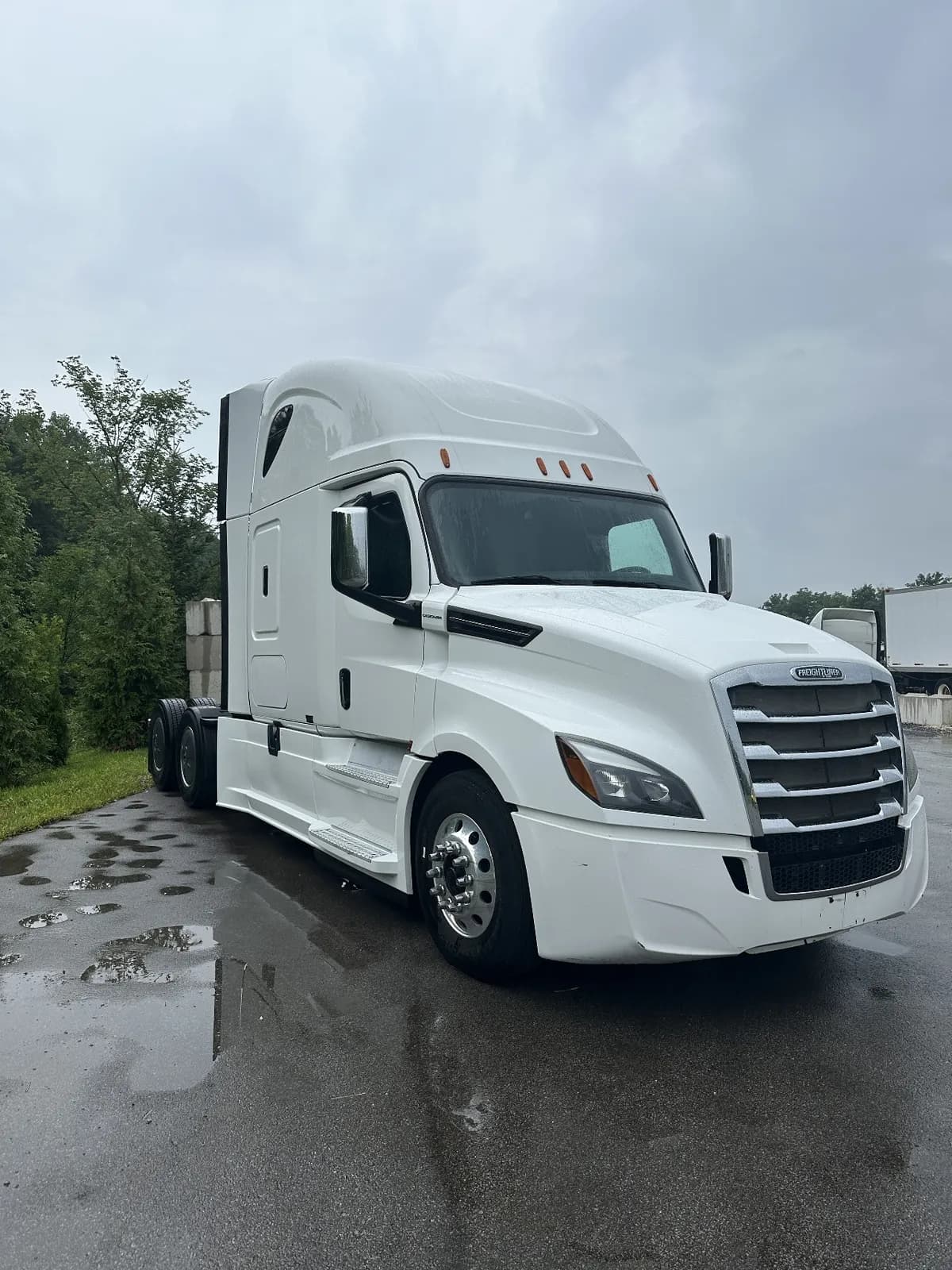 2018 Freightliner Cascadia - Sleeper