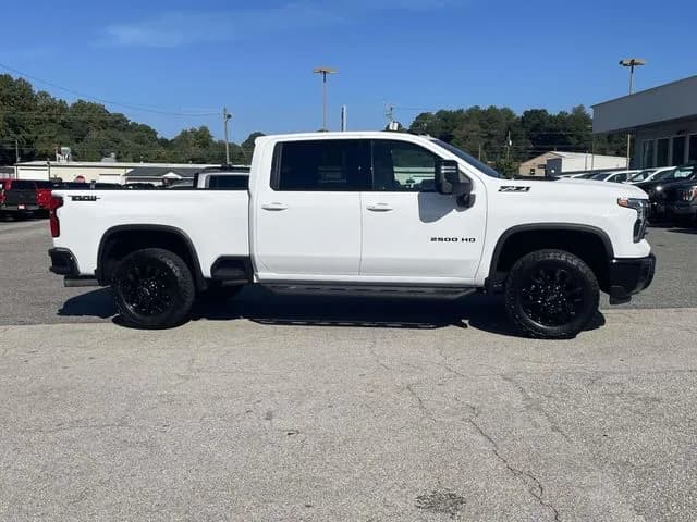 2025 Chevrolet Silverado 2500 Crew Cab - Pickup