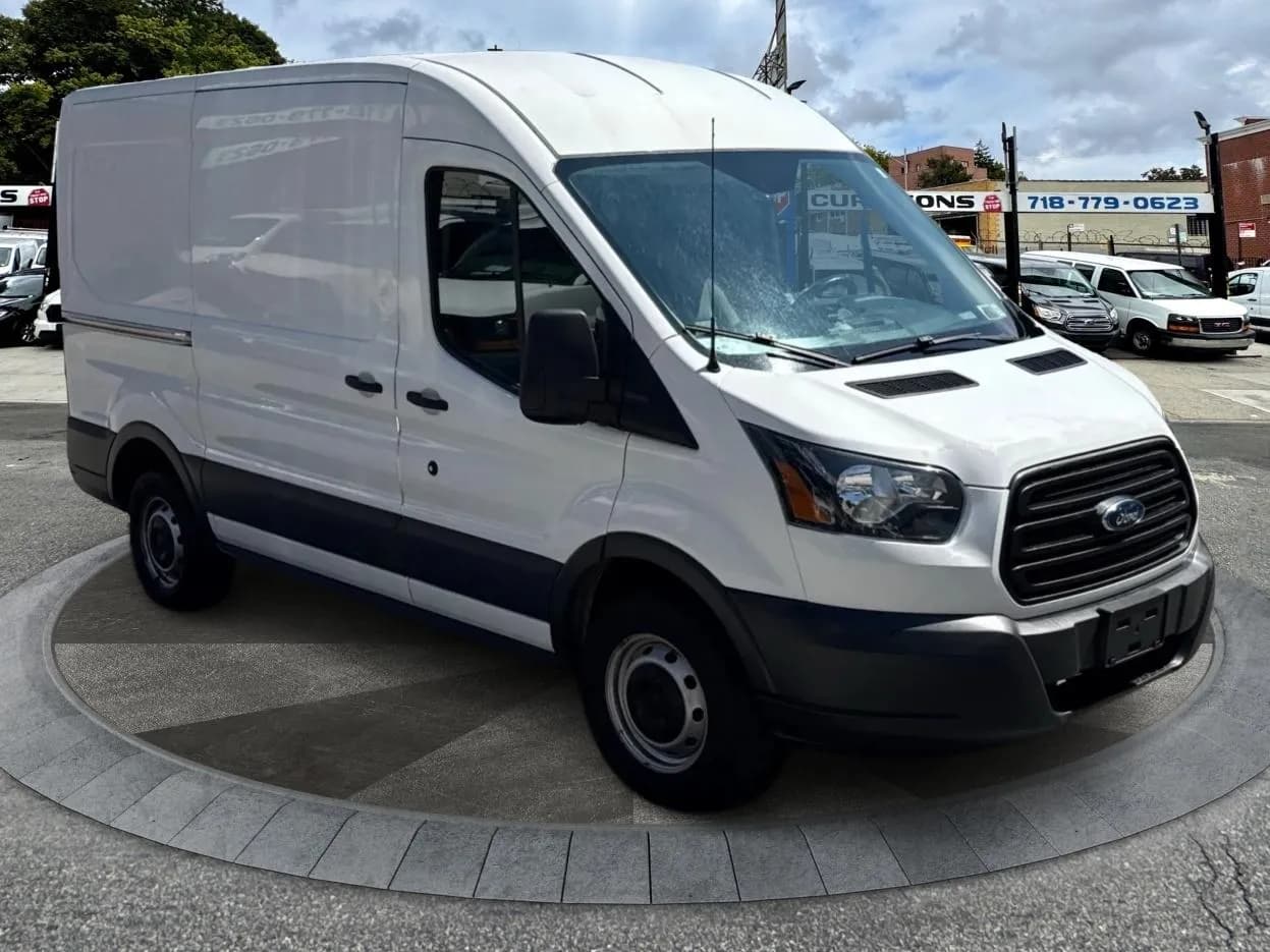 2015 Ford Transit Cargo Van T-250 130" Med Rf 9000 - Vans