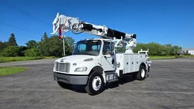 2019 Freightliner Business Class M2 - Crane