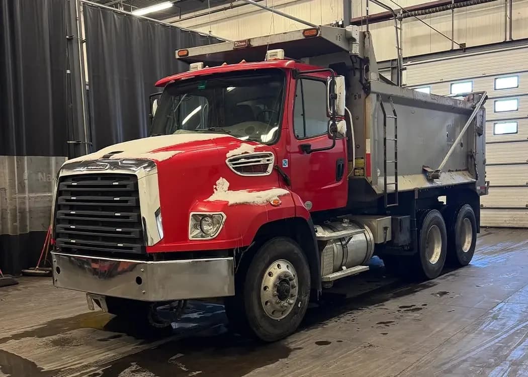 2019 Freightliner 114SD