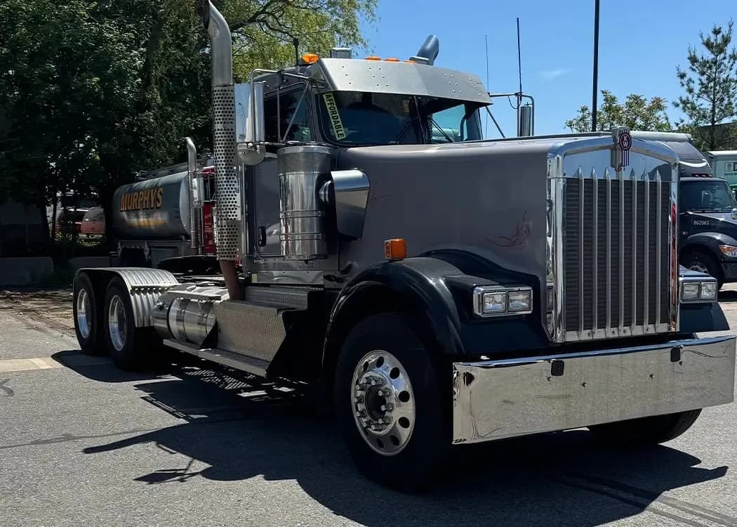 2017 Kenworth W900