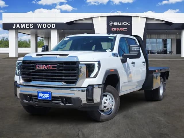 2026 GMC Sierra 3500 Crew Cab - Chassis