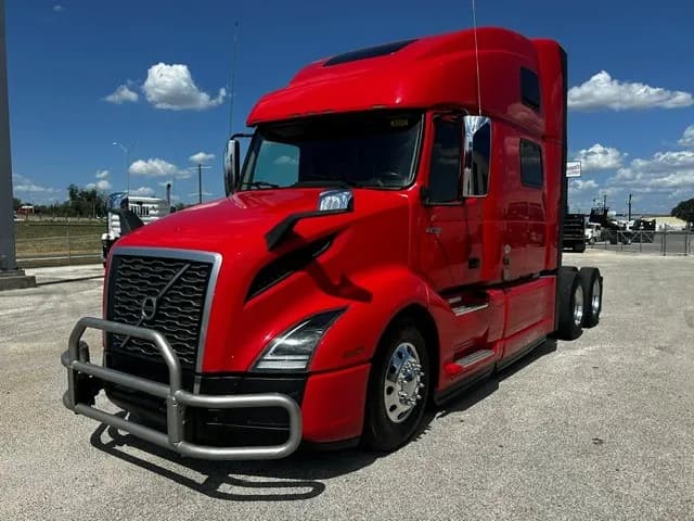 2024 Volvo VNL64T860 - W0081 - Sleeper
