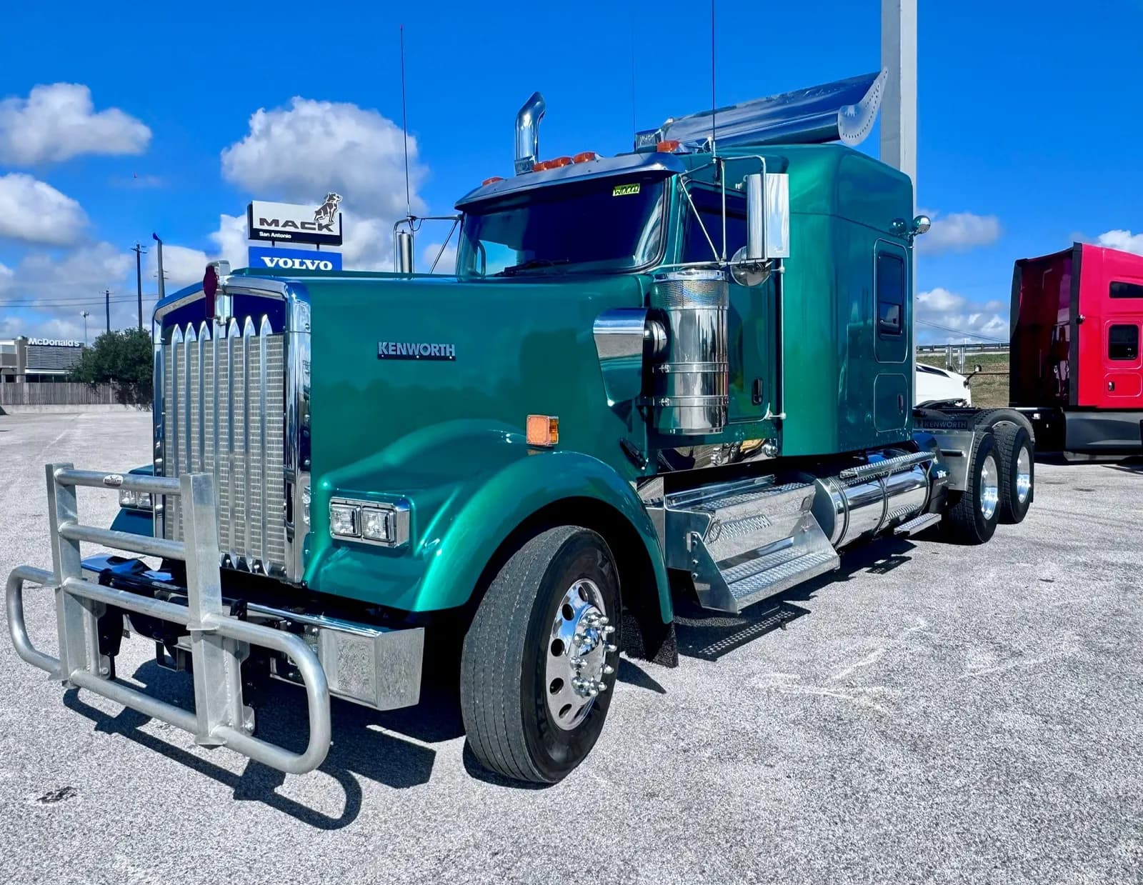 2023 Kenworth W900L - W0002 - Refrigerated