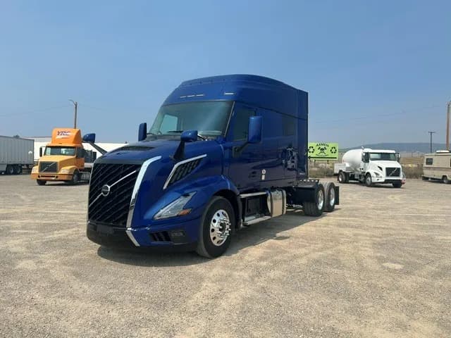 2027 Volvo VNL64T840 - Flatbed