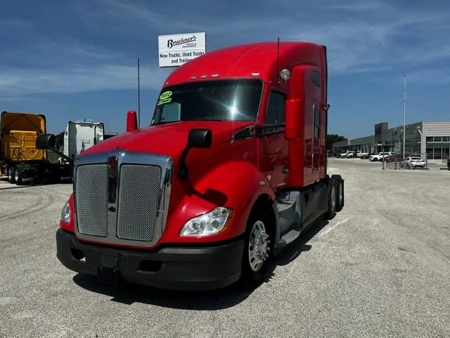 2022 Kenworth T680 - - Sleeper