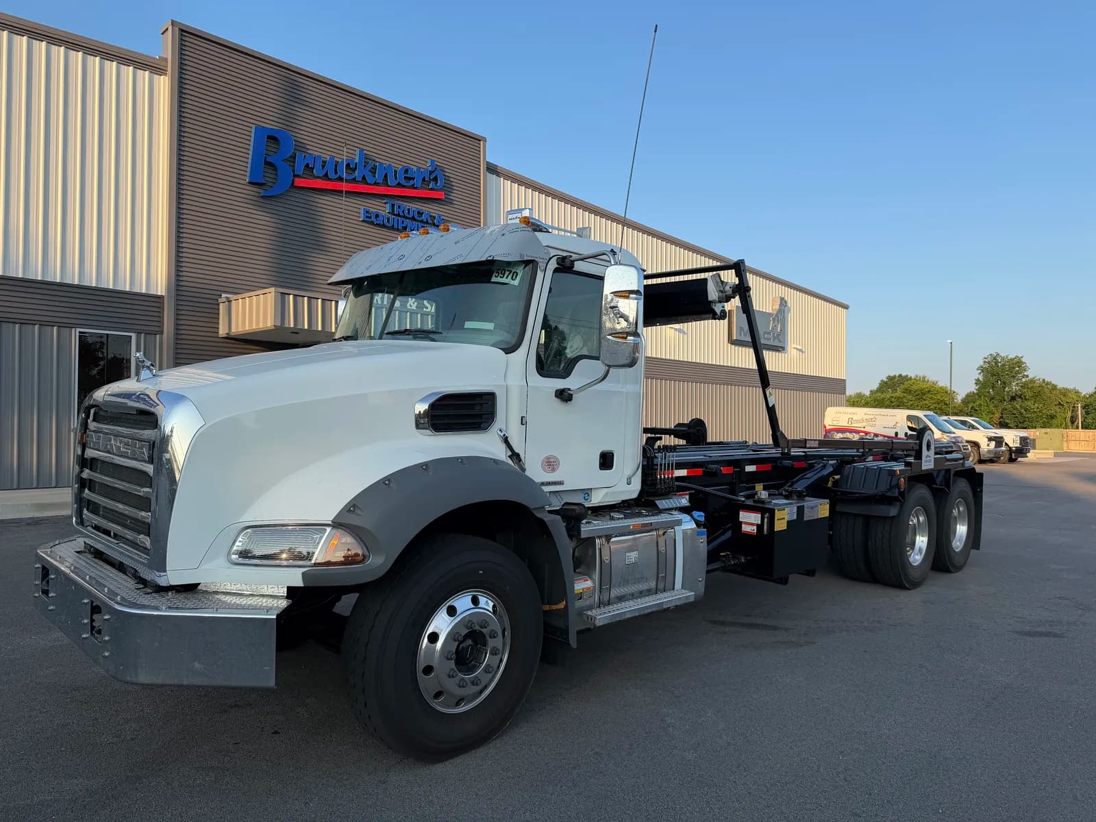 2027 Mack GR64B