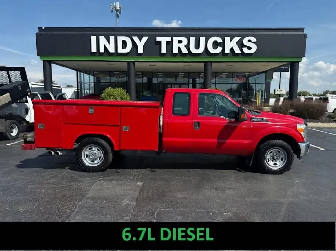 2012 Ford F-350 Super Duty - Service