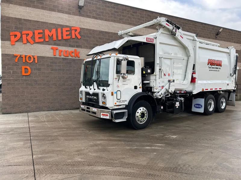 2027 Mack Trucks TE64R