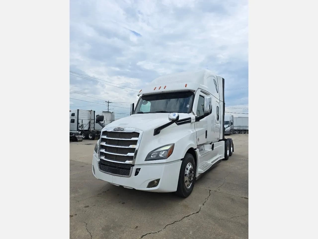 2023 Freightliner Cascadia