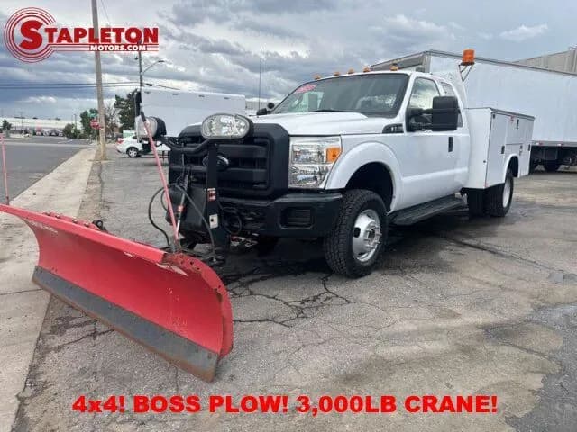 2013 Ford F-350 Chassis - Chassis