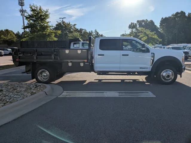 2024 Ford F-450 Crew Cab - Flatbed