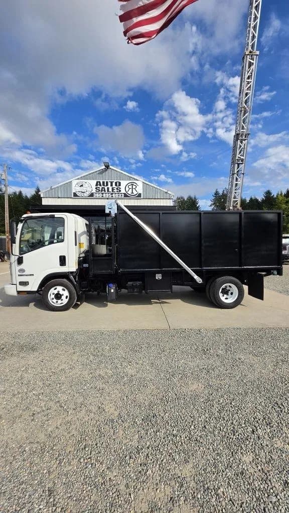 2019 Isuzu NPR - Chassis
