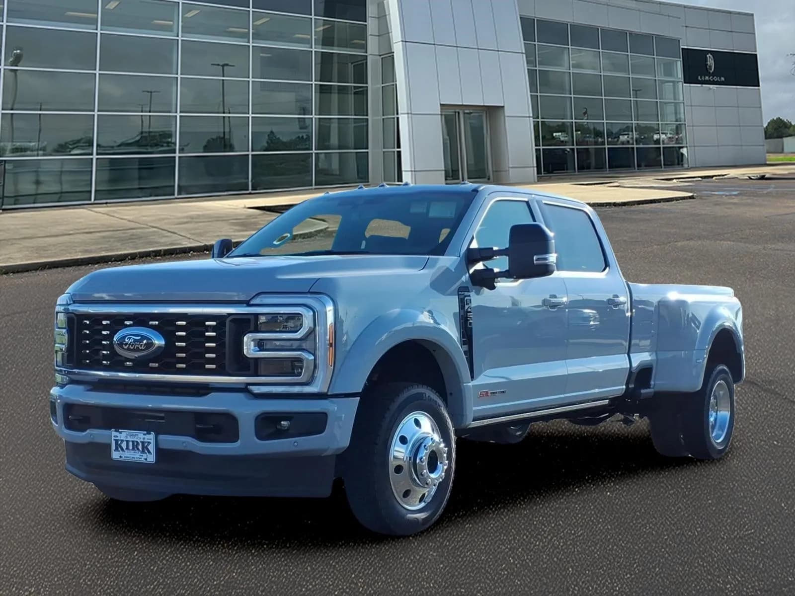 2026 Ford F-450 Super Duty Platinum - Pickup