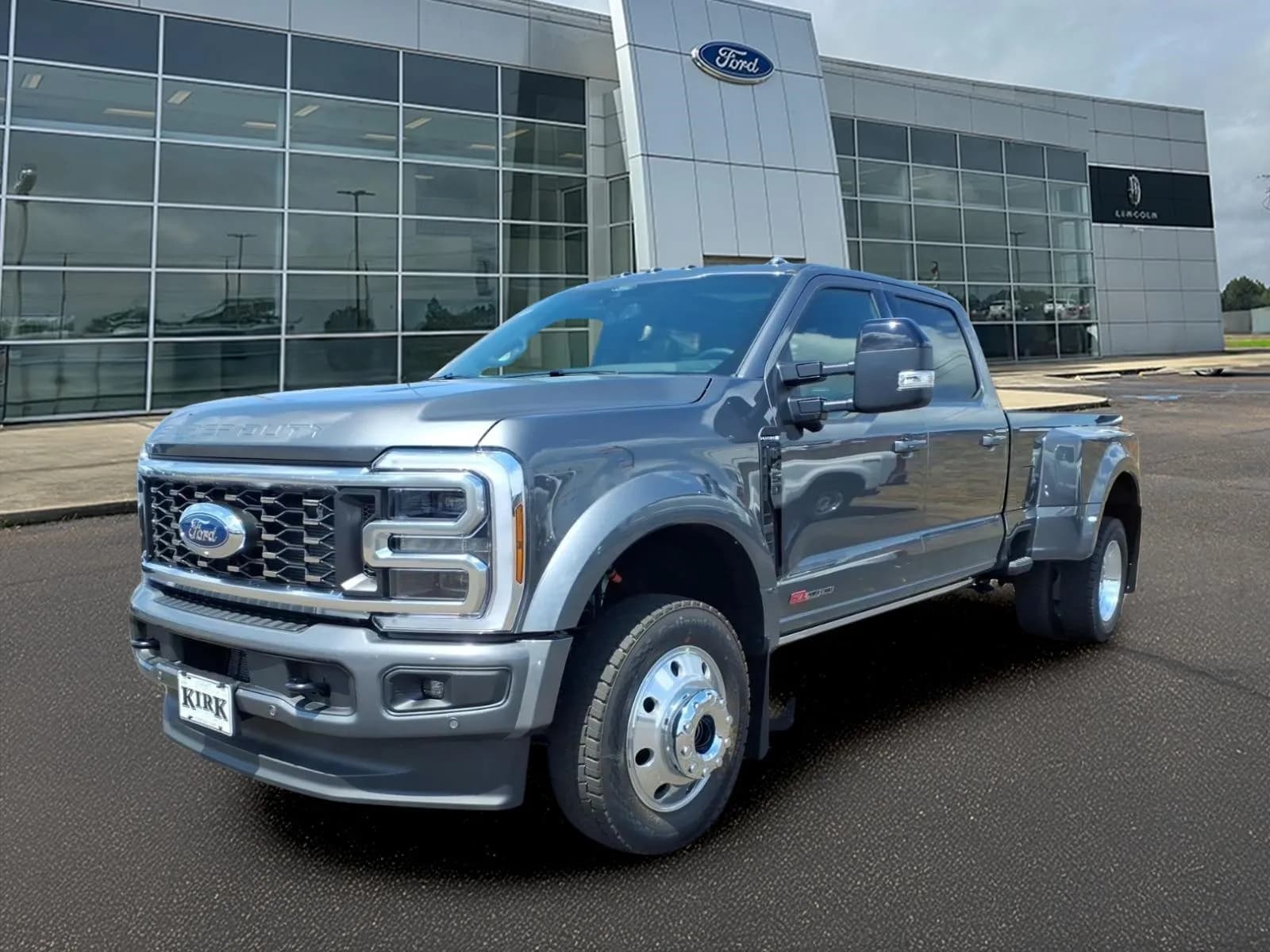 2026 Ford F-450 Super Duty Platinum - Pickup