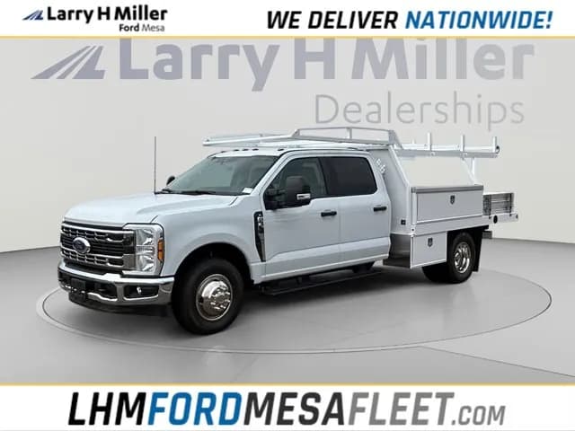 2026 Ford F-350 Crew Cab - Chassis