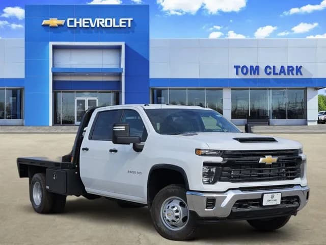 2026 Chevrolet Silverado 3500 Crew Cab - Chassis