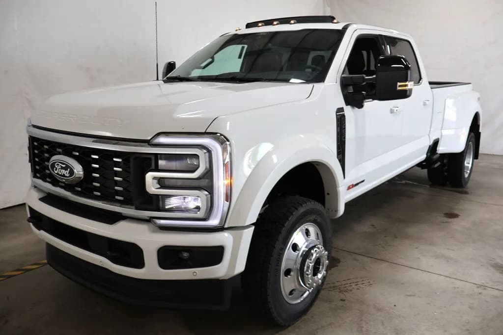 2027 Ford F-450 Crew Cab