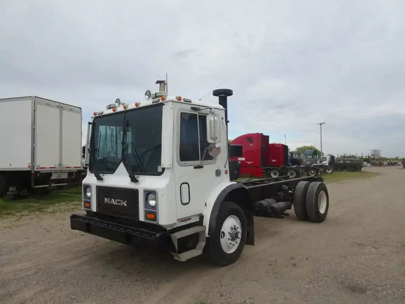 1993 MACK MR