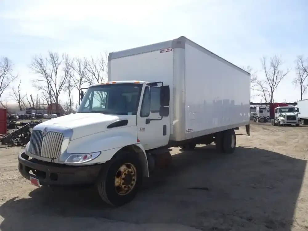 2006 INTERNATIONAL MA025
