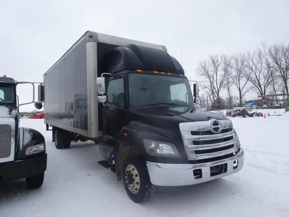 2014 HINO Conventional Type Truck - Chassis