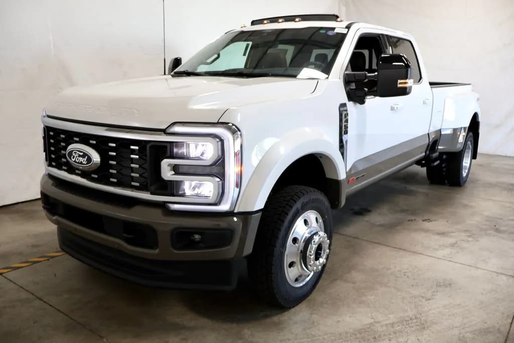 2027 Ford F-450 Crew Cab