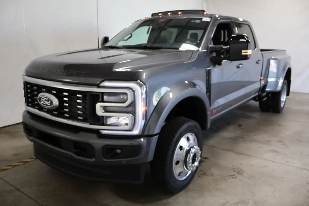 2027 Ford F-450 Crew Cab