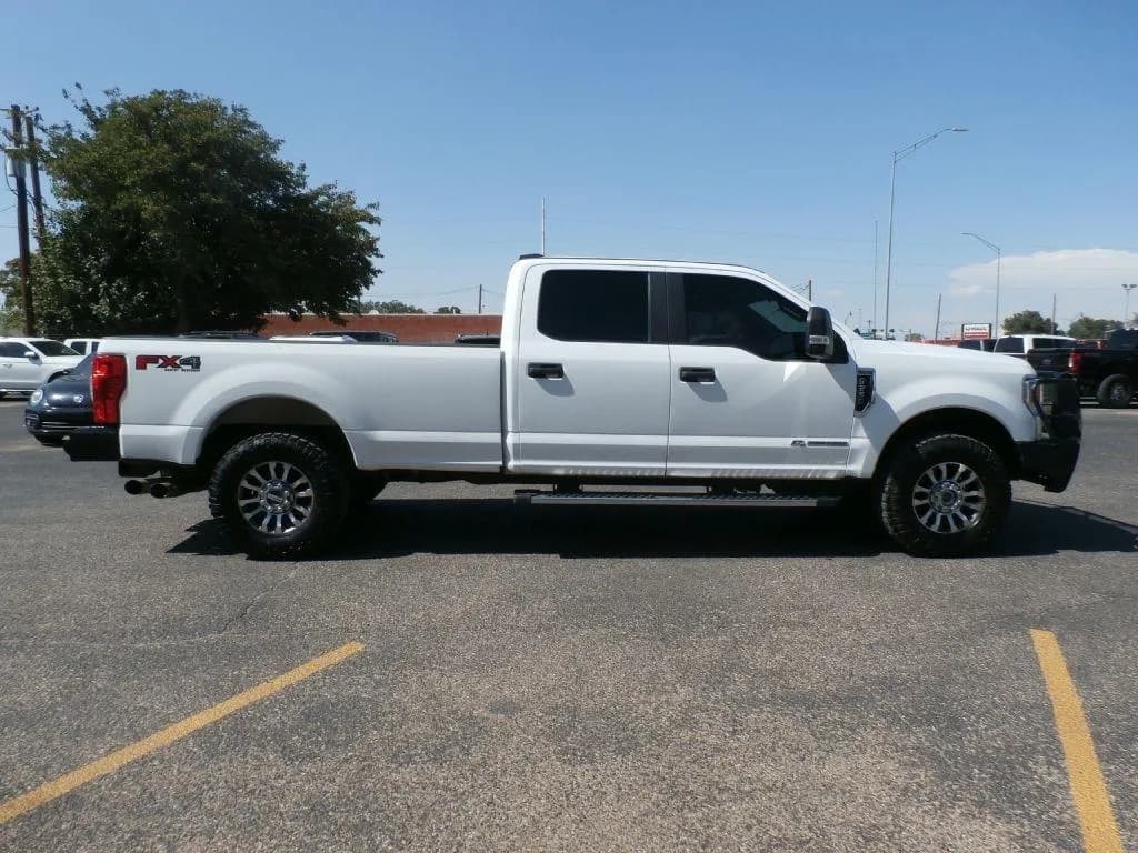 2022 Ford F-250 SD XLT Crew Cab