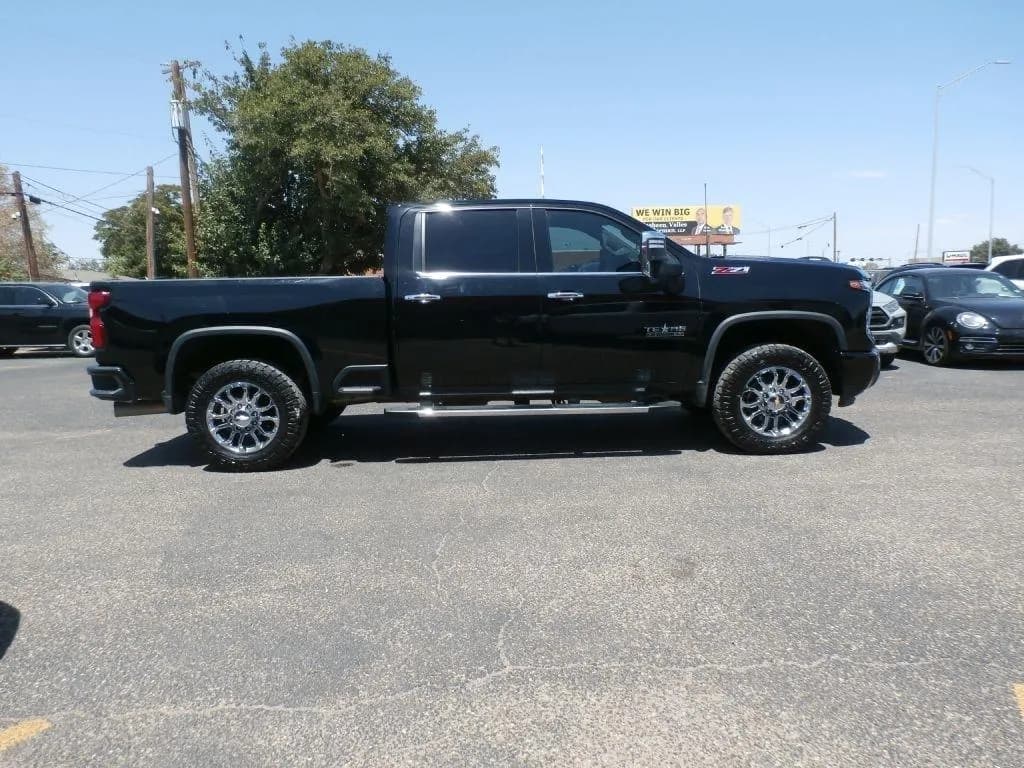 2024 Chevrolet Silverado 2500HD LTZ Crew Cab Long