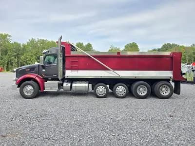 2021 Peterbilt 567 X15 565HP 10X4 - Dump