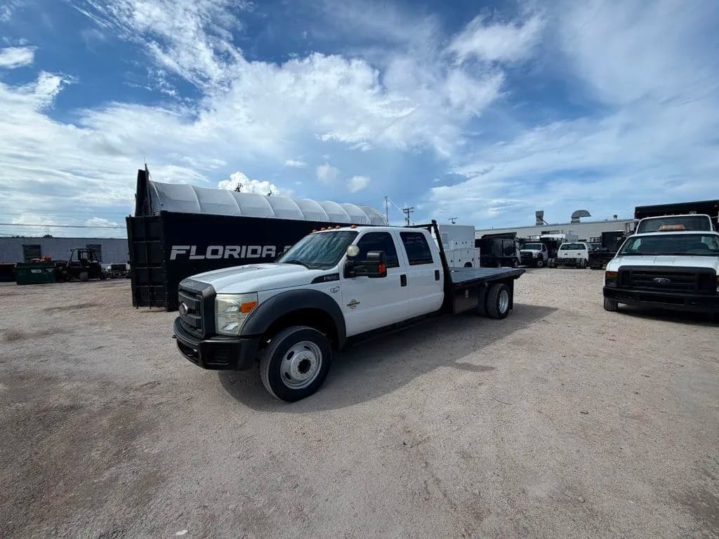 2014 Ford F-550 Crew Cab Gooseneck
