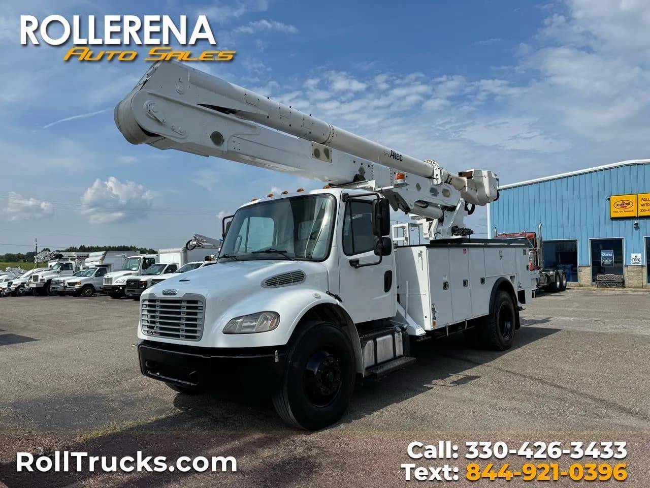 2017 Freightliner M2 106 - Bucket