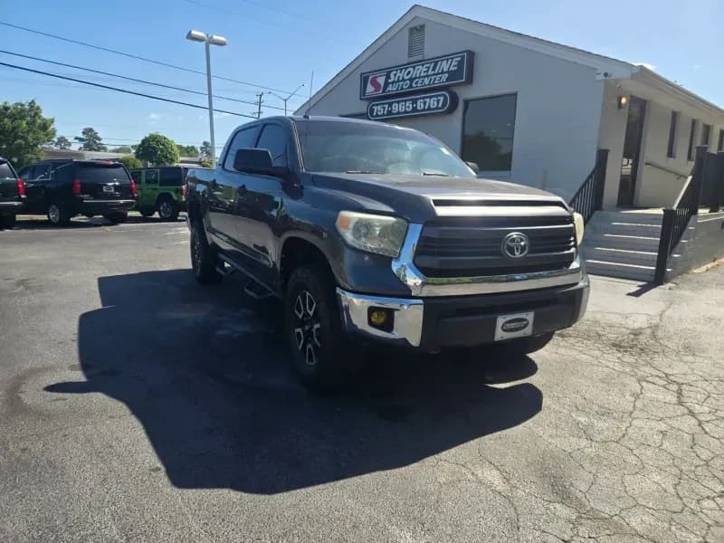 2014 TOYOTA Tundra - Pickup