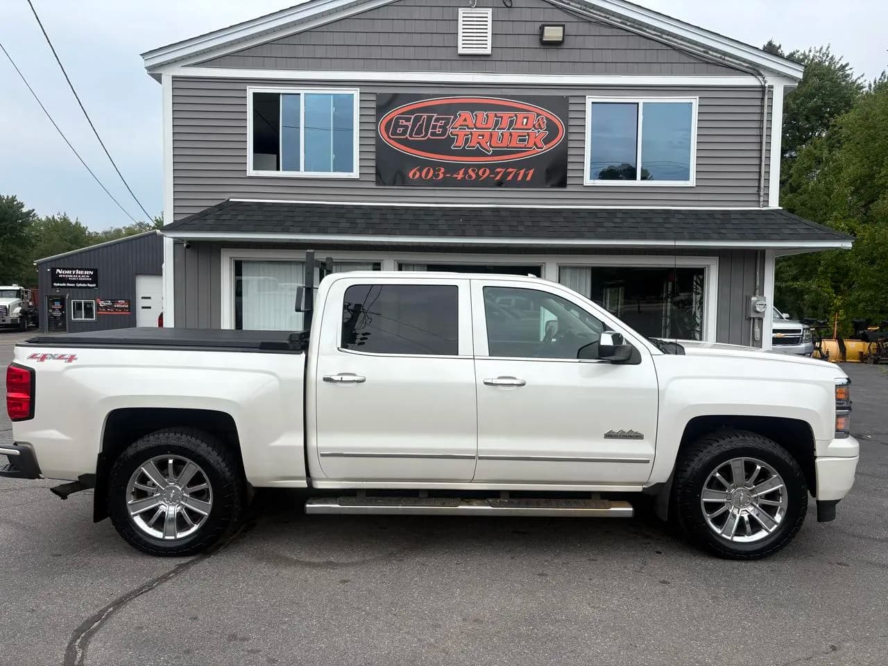 2015 Chevrolet Silverado 1500 High Country Crew Cab - Pickup