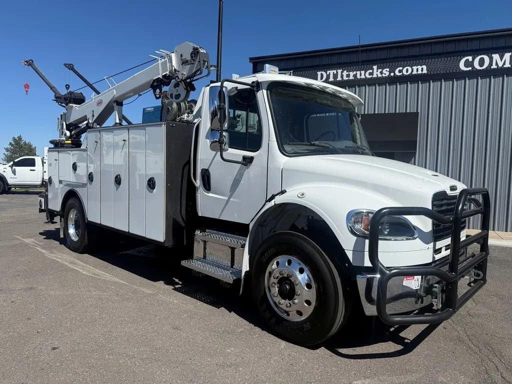 2022 Freightliner M2-106 14' Mechanics Truck 10,000 LB Crane - Crane
