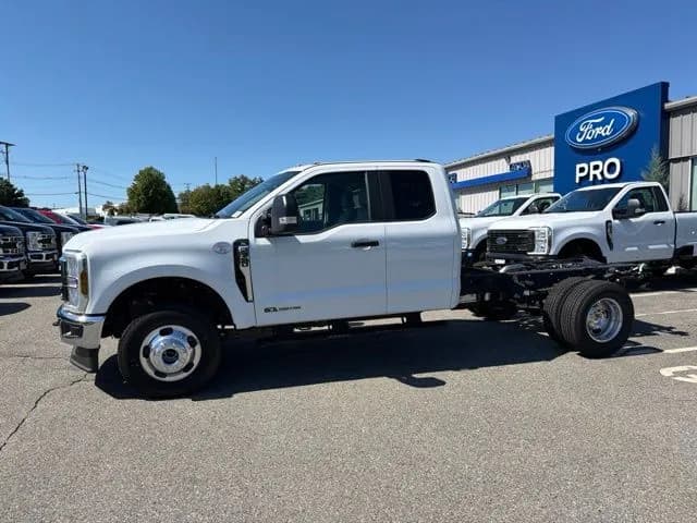 2026 Ford F-350 - Chassis